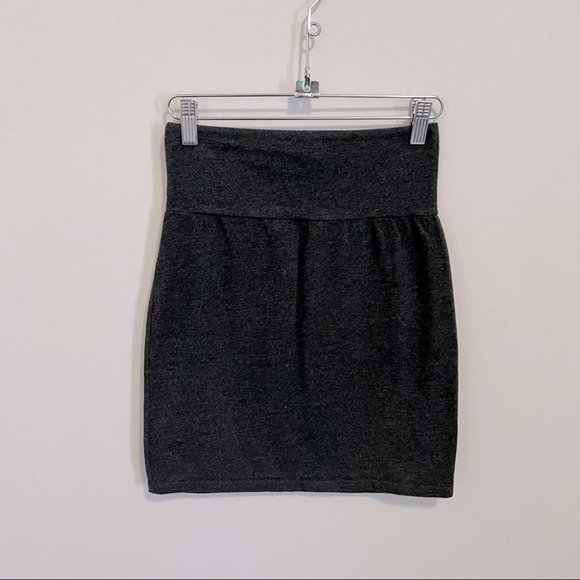 Aritzia Talula Dark Grey High Waist Bodycon Mini Skirt - Picture 2 of 9